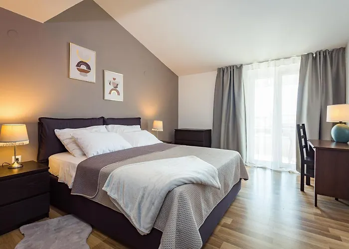 And Alenka2 아파트 반졸레