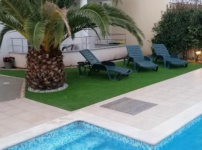 And Alenka2 아파트